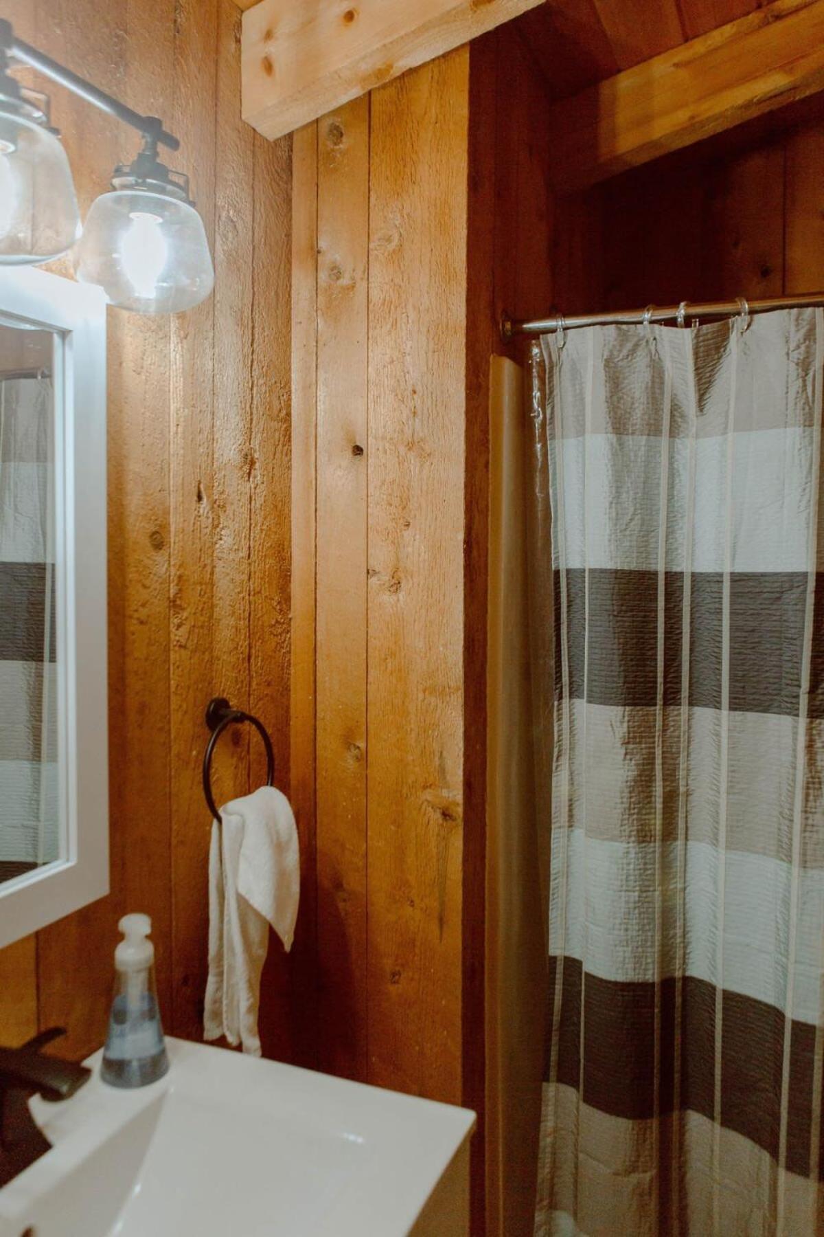 Crystal Mountain Cabin-Shuttle Pass Included! Thompsonville 외부 사진