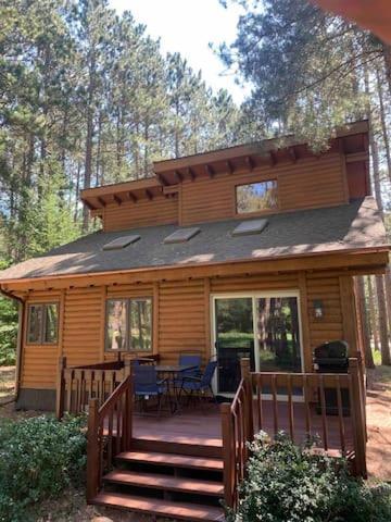 Crystal Mountain Cabin-Shuttle Pass Included! Thompsonville 외부 사진